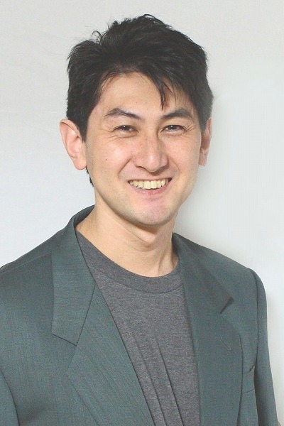 菅 俊哉